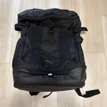 PUMA 블랙 백팩