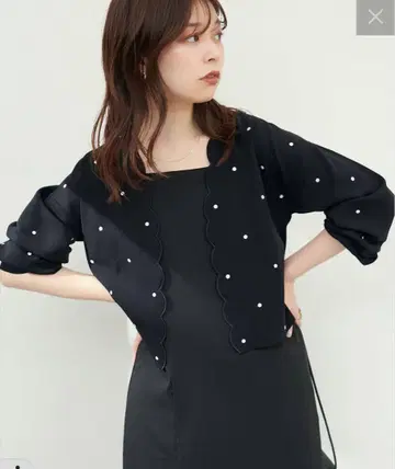 natural couture 스캘럽 자수 가디건 블랙