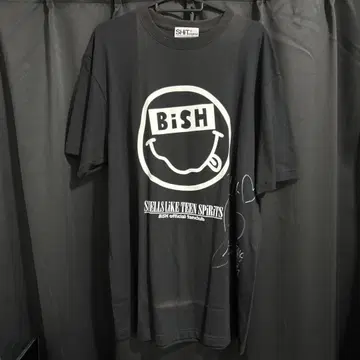 BiSH 모모코 구미 컴퍼니 사인 포함 T셔츠