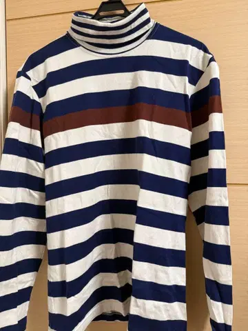 Paul Smith 보더 무늬 터틀넥 긴팔 티셔츠