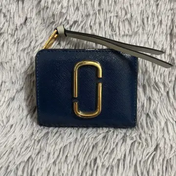 MARC JACOBS 이단 접이식 지갑