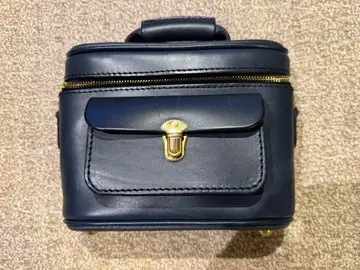 HERZ 헬츠 한정판 네이비 가죽 핸드백 미니 카메라백 백