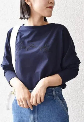 새상품 택 포함*체인 자수 돌먼 TEE