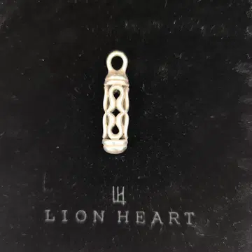 라이온 하트 펜던트