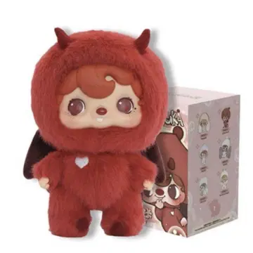 빨간색 악마 코스튬을 입은 52TOYS의 PoukA PoukA 키링