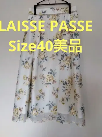 Size 40 레스 빠세 폐점 꽃무늬 스커트