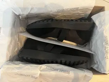 MINNETONKA 미네통카 메리 제인 스니커즈