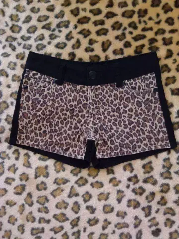 레오파드 무늬 숏팬츠 y2k 그런지 헤이세이 갸루 레오파드