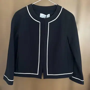 TIARA 노카라 자켓 사이즈 3