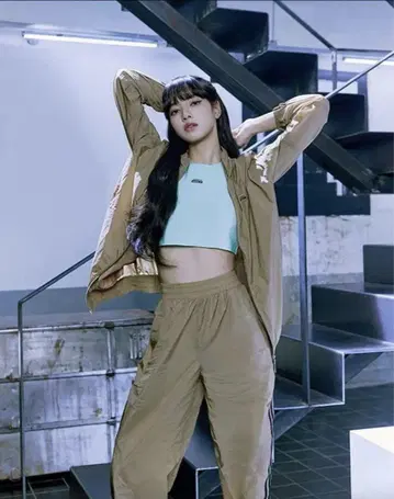 시착만 한 상품, 자택 보관품 adidas