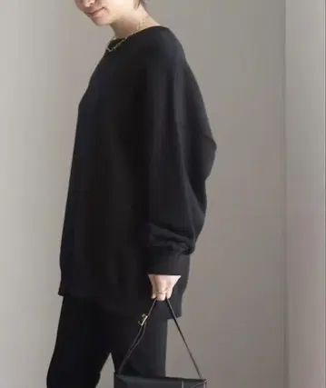 컨디션 최상 두지엠 클라세 2022 Knit 맨투맨 블랙 F 사이즈