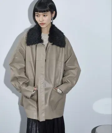 에코 퍼 탈부착 칼라 페이크 레더 자켓 THE YOn