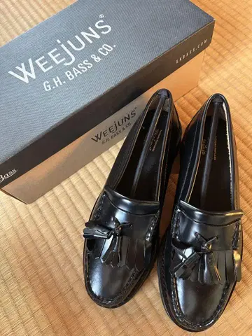 G.H. BASS & CO. WEEJUNS 블랙 로퍼 4.5 UK