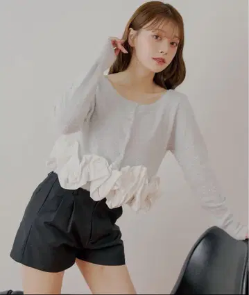 chico 트위스트 프릴 디자인 라메 샤기 가디건