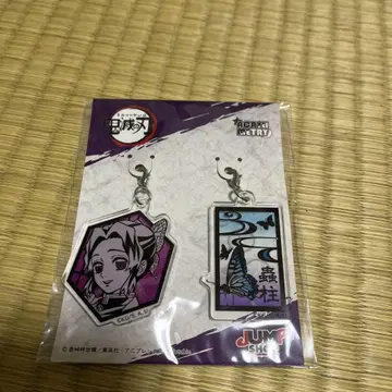 귀멸의 칼날 코쵸우 시노부 아크릴 스트랩