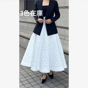 JENNE 기능 충전솜 퀼팅 스커트