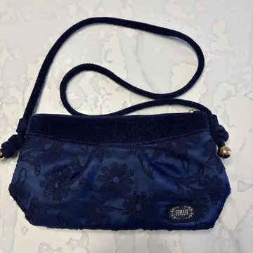 FEILER 페이 숄더백 화이트 마가렛 자수 1022