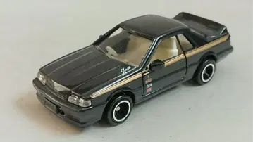 토미카 조립 공장 스카이라인 GTS-R R31 블랙 x 화이트