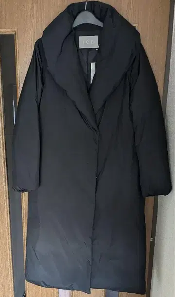 ICB 다운 롱 코트