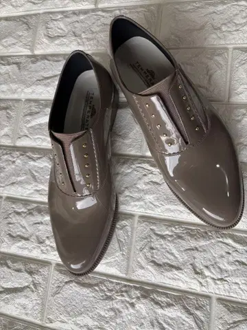 템퍼레이트 38 (24cm) 그레이 레인 슈즈