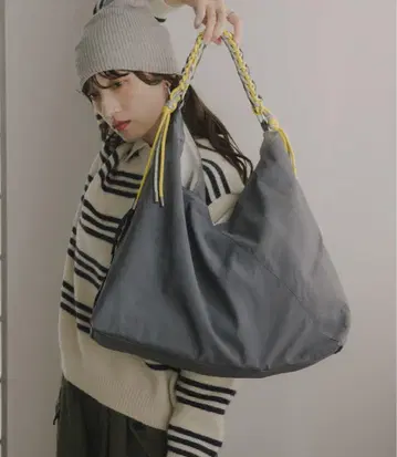 210nouve 숄더백