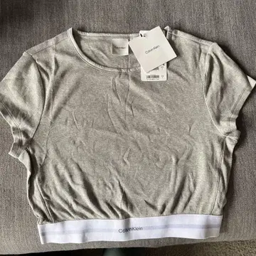 새상품 Calvin Klein Rib Crop Tee 사이즈 S 그레이