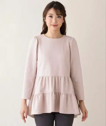 퍼펙트 저리 프릴 절개 티셔츠