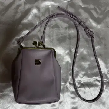 MARY QUANT 가마구치 숄더백