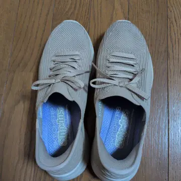 SKECHERS Slip-Ins 베이지 스니커즈