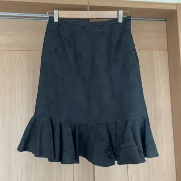 [ 클리닝 완료 ] 케이타 마루야마 무릎 기장 스커트 블랙
