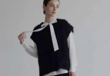 OHGA MOKE VEST 오가 모케 베스트 블랙