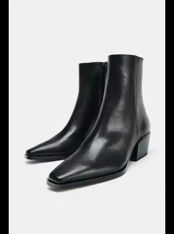 ZARA 이번 시즌 와이드 가죽 숏부츠 2회 착용