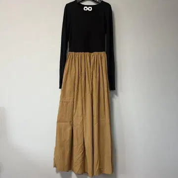ANTIQUEA 안티카 이소재 도킹 원피스 블랙 베이지