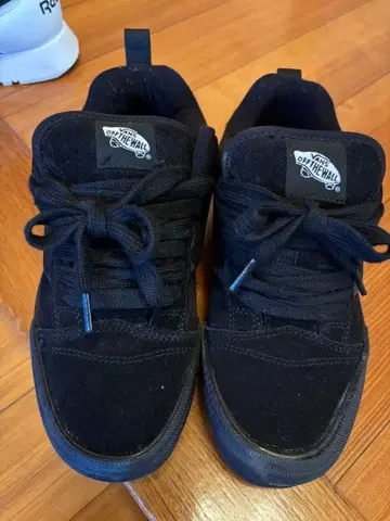 Vans Off The Wall 스니커즈 25cm