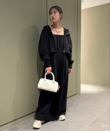 후드티 x 베어 올인원 세트 emmi 에미 블랙