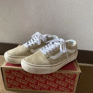 Vans 베이지 스웨이드 하이컷 스니커즈