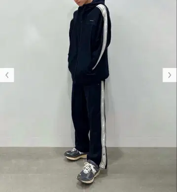 GU x beautifulpeople 콜라보 셋업 저지 M 사이즈