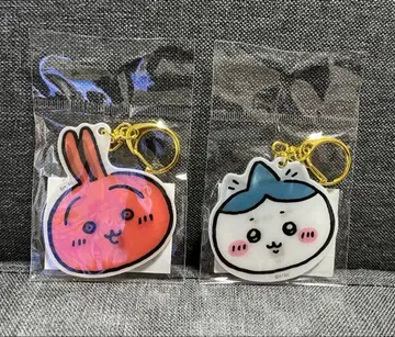 치이카와 아크릴 키링 토끼 하치와레