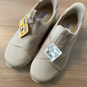 익명 배송 스케쳐스 여성용 스니커즈 23cm 와이드 슬립인즈