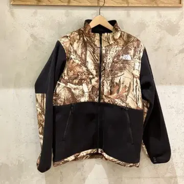 The North Face 카모플라쥬 플리스 자켓
