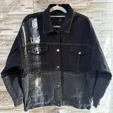 MUL 블랙 데님 자켓 페인트 가공