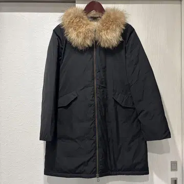 유나이티드 애로우즈 블랙 다운 코트 탈부착 가능 퍼 포함