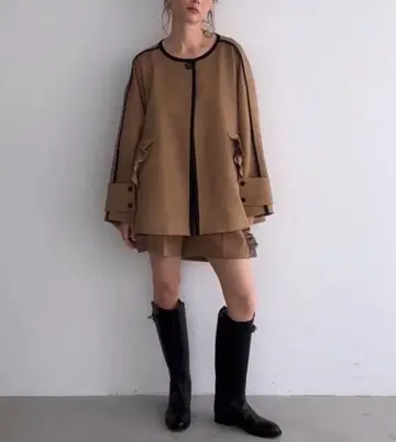 즉완! [ cen. ] 파이핑 판초 & 다이너소어 큐롯