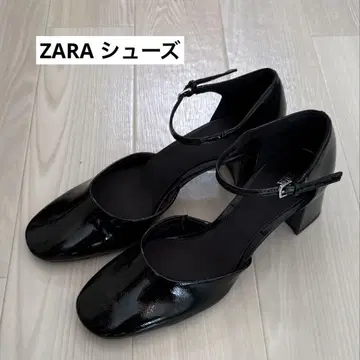 ZARA 블랙 에나멜 앵클 스트랩 펌프스