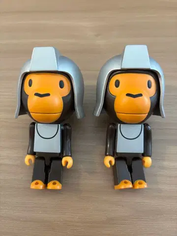 APE BABY MILO 피규어 2체 세트