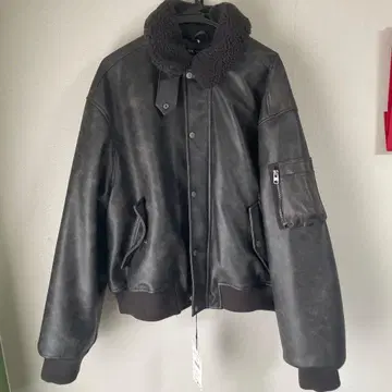 ZARA 페이크 레더 자켓