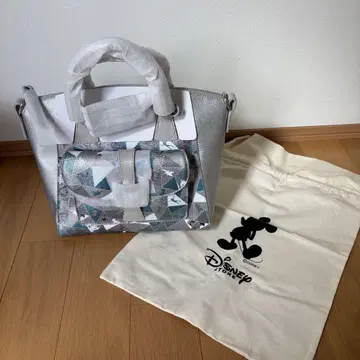 두니앤버크 디즈니 사첼백 기프트백 포함