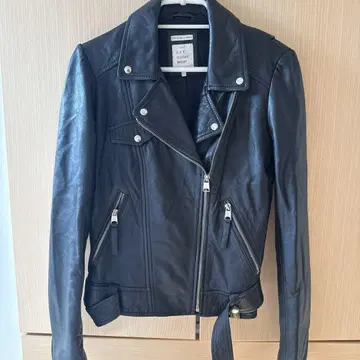 ZARA 블랙 가죽 라이더 자켓 S 사이즈