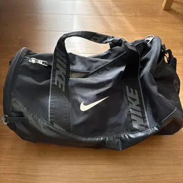 NIKE 보스턴 백 블랙