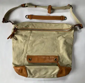 다코타 Dakota 캔버스 가죽 숄더백